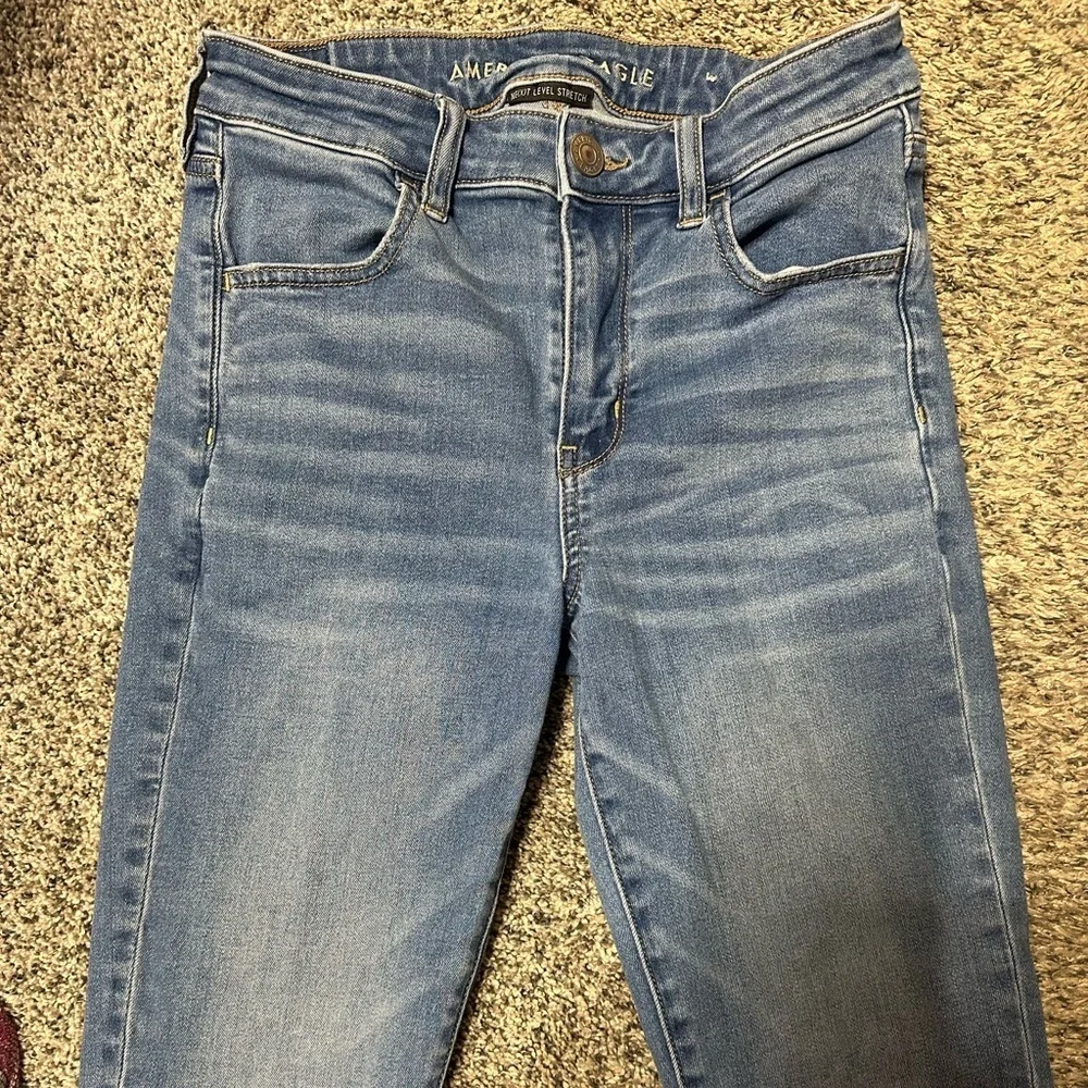 American Eagle Outfitters Light Blue Skinny Jeans